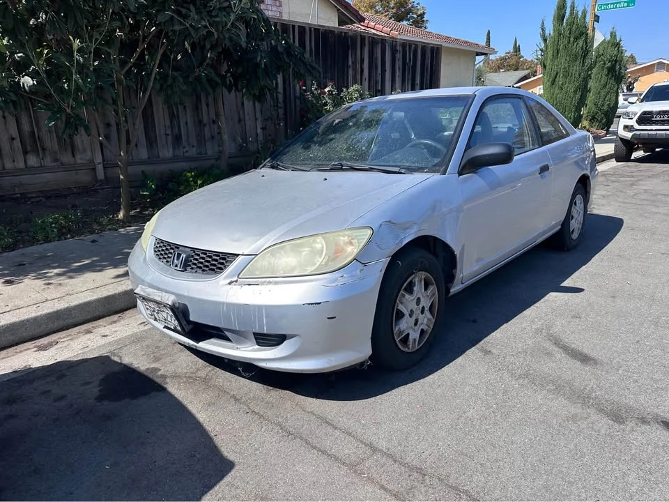 2005 Honda Civic 7th Gen - Image 2 of 5
