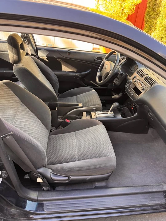 2005 Honda Civic 7th Gen - Image 6 of 9