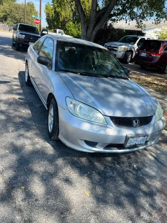 2005 Honda Civic 7th Gen - Image 2 of 5