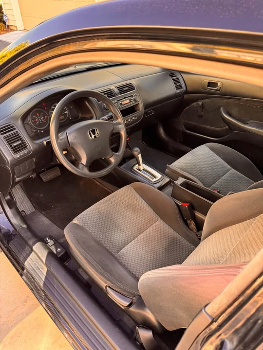 2005 Honda Civic 7th Gen - Image 7 of 9
