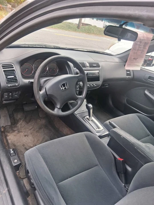 2005 Honda Civic 7th Gen - Image 6 of 9