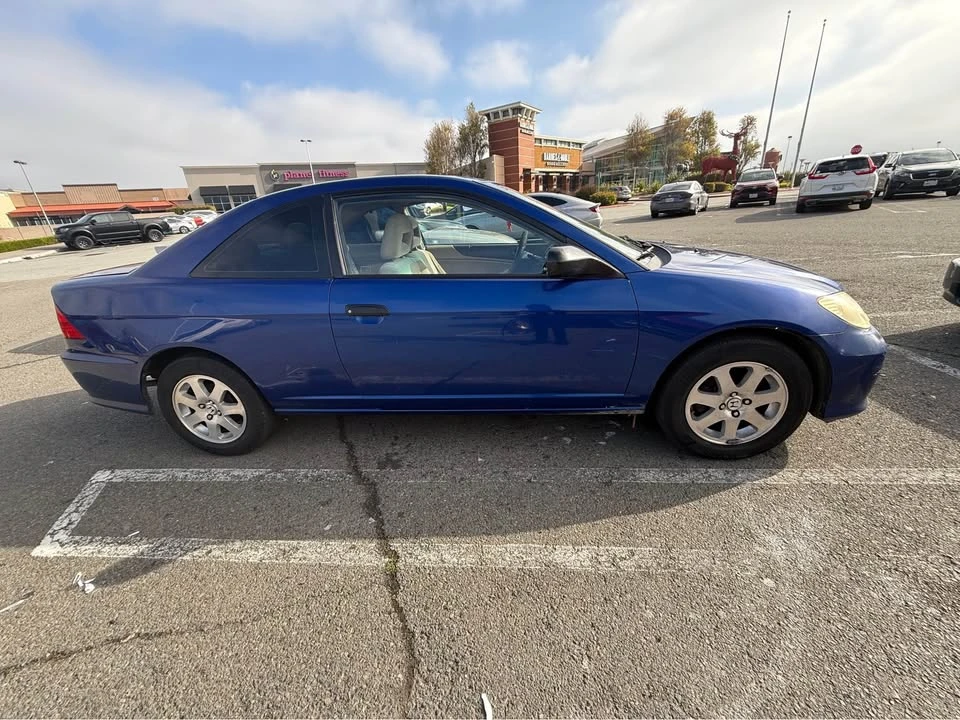 2005 Honda Civic 7th Gen - Image 2 of 6