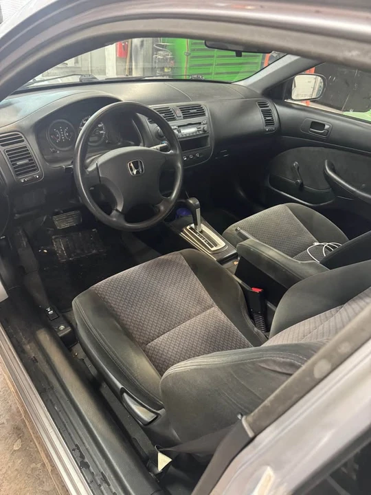 2005 Honda Civic 7th Gen - Image 4 of 8