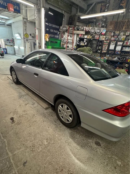 2005 Honda Civic 7th Gen - Image 8 of 8