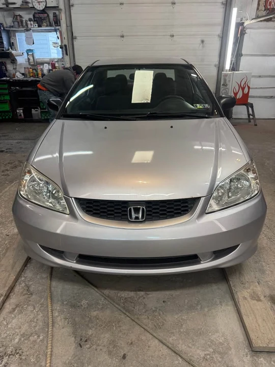 2005 Honda Civic 7th Gen - Image 2 of 8