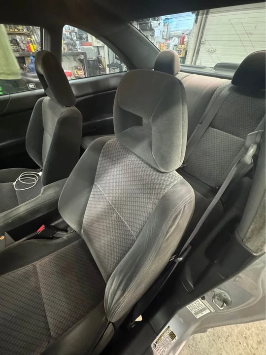 2005 Honda Civic 7th Gen - Image 5 of 8