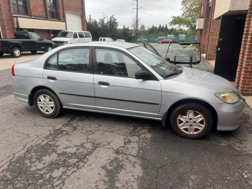 2005 Honda Civic 7th Gen - Image 5 of 6