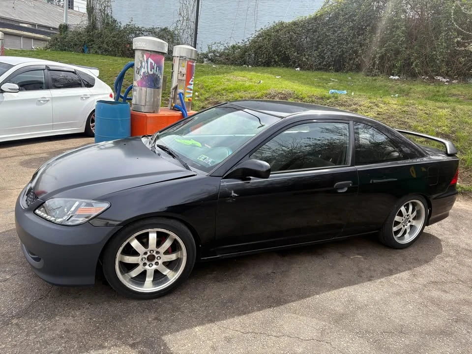 2005 Honda Civic 7th Gen - Image 2 of 4