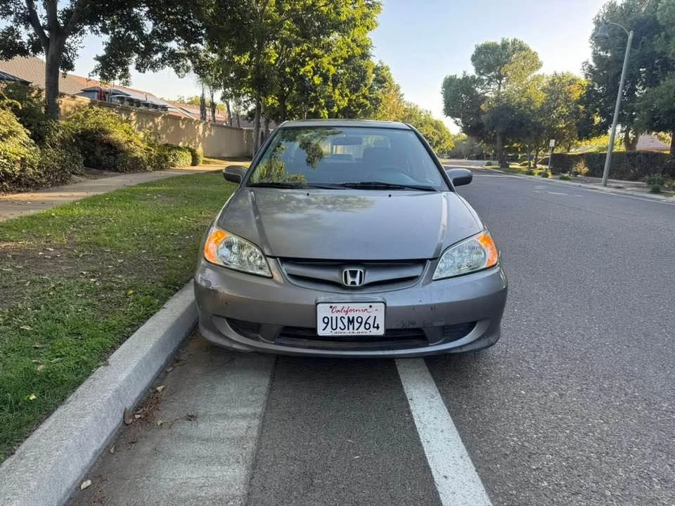 2005 Honda Civic 7th Gen - Image 2 of 6