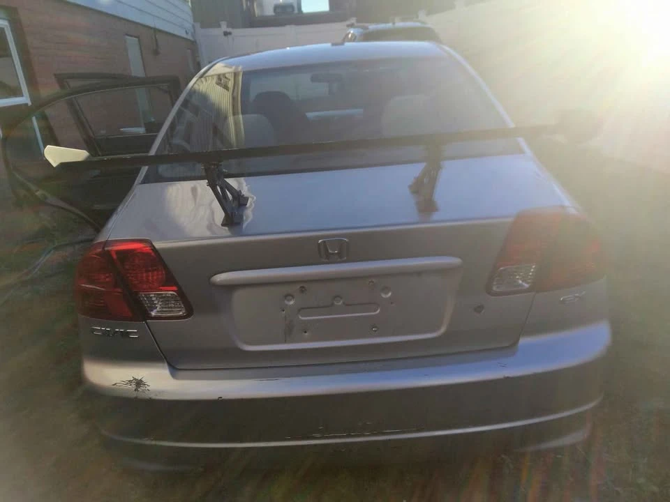 2005 Honda Civic 7th Gen - Image 10 of 15