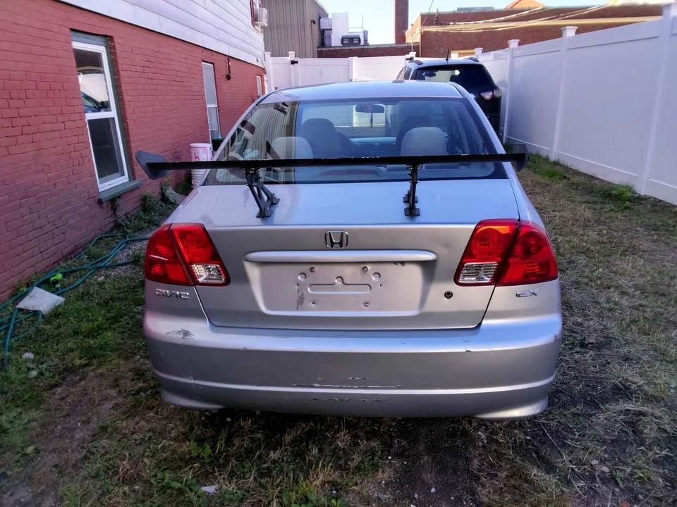 2005 Honda Civic 7th Gen - Image 3 of 9