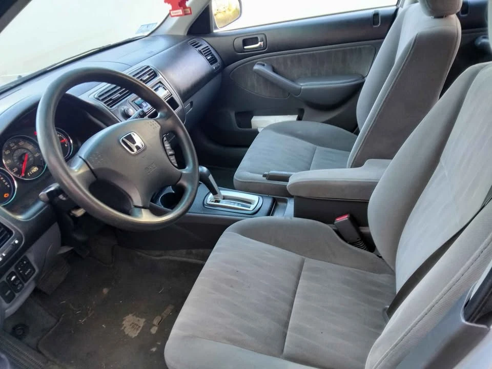 2005 Honda Civic 7th Gen - Image 7 of 9