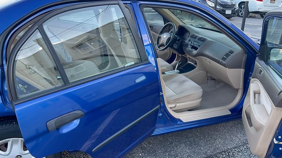 2005 Honda Civic 7th Gen - Image 15 of 18