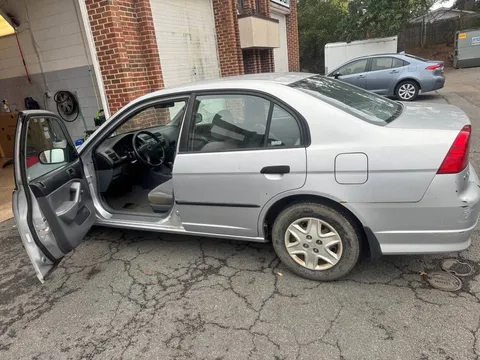 2005 Honda Civic DX Sedan