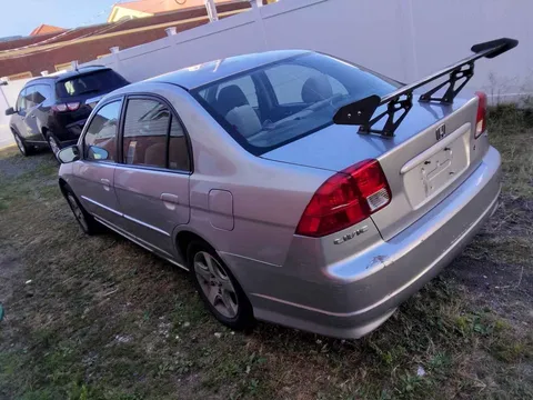 2005 Honda Civic DX Sedan 4D