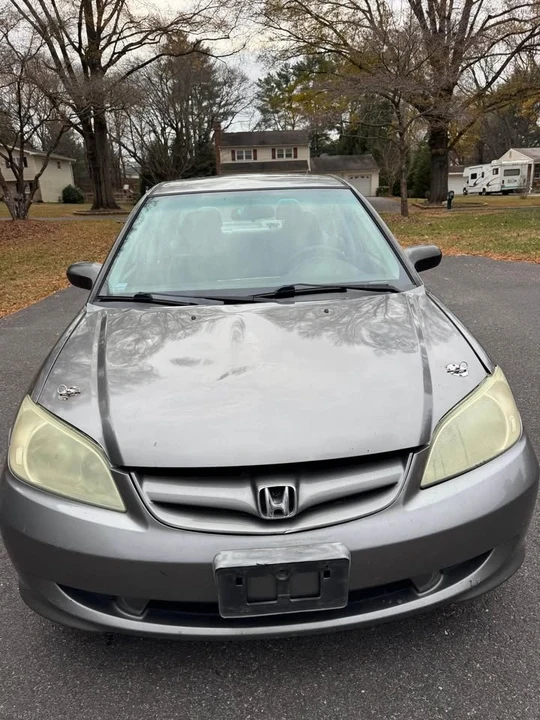 2005 Honda Civic 7th Gen - Image 2 of 5