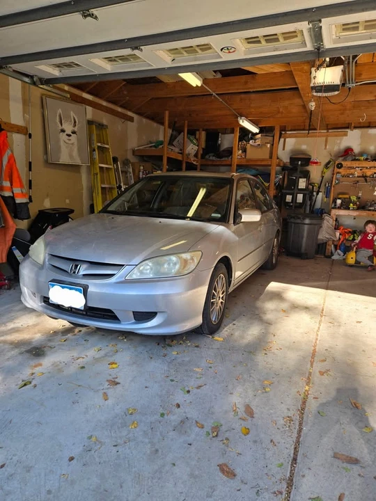 2005 Honda Civic 7th Gen - Image 2 of 5