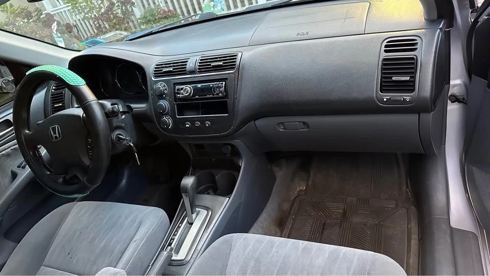 2005 Honda Civic 7th Gen - Image 3 of 8