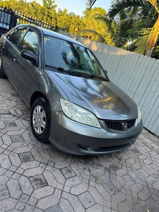 2005 Honda Civic 7th Gen - Image 4 of 13