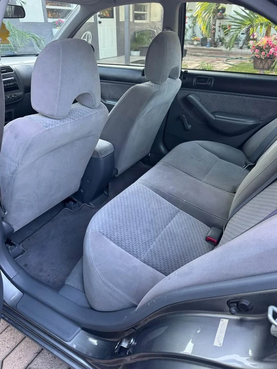 2005 Honda Civic 7th Gen - Image 5 of 13
