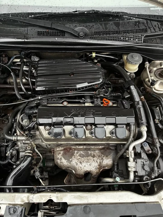 2005 Honda Civic 7th Gen - Image 8 of 11