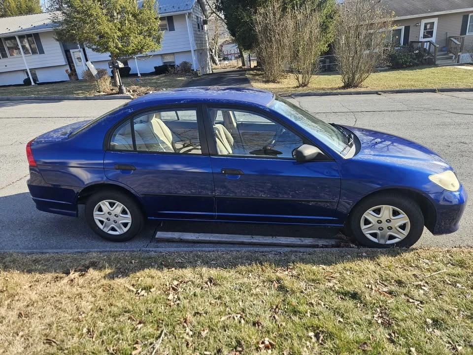 2005 Honda Civic 7th Gen - Image 2 of 7
