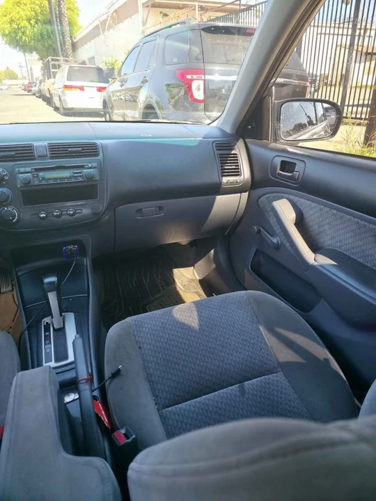 2005 Honda Civic 7th Gen - Image 11 of 13
