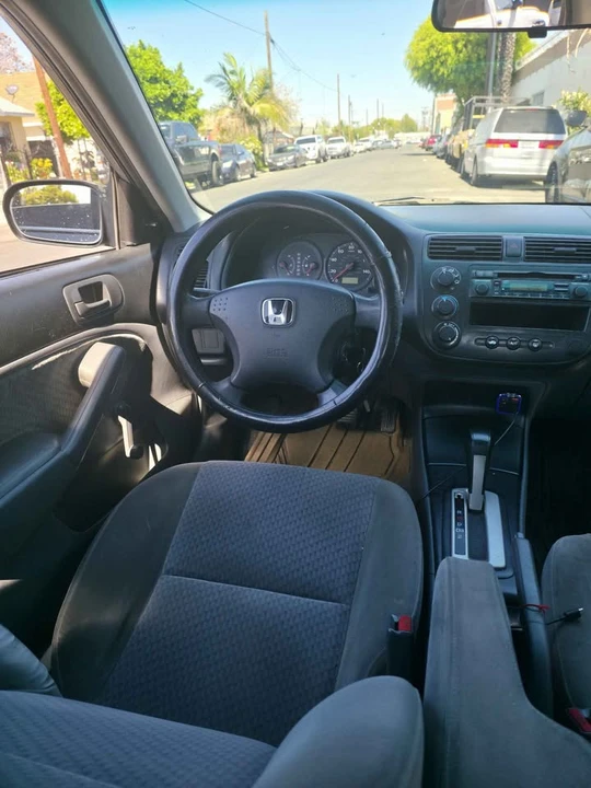2005 Honda Civic 7th Gen - Image 10 of 13