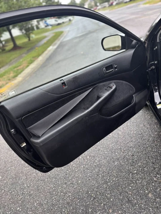 2005 Honda Civic 7th Gen - Image 6 of 9