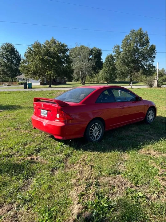2005 Honda Civic 7th Gen - Image 6 of 11