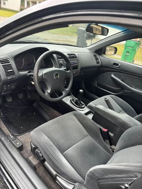 2005 Honda Civic 7th Gen - Image 5 of 9