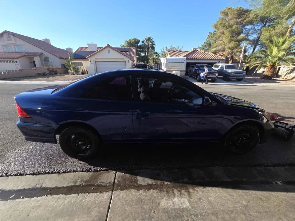 2005 Honda Civic 7th Gen - Image 2 of 7