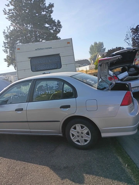 2005 Honda Civic 7th Gen - Image 10 of 15