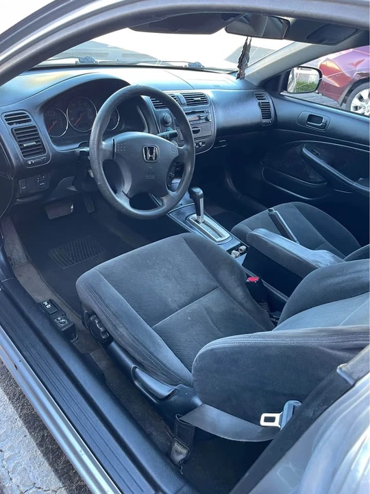 2005 Honda Civic 7th Gen - Image 3 of 6