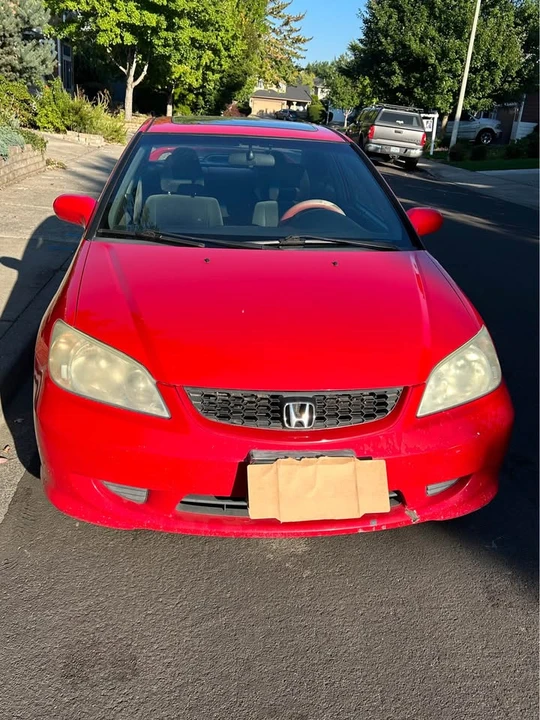 2005 Honda Civic 7th Gen - Image 3 of 11