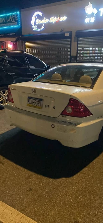 2005 Honda Civic 7th Gen - Image 3 of 7