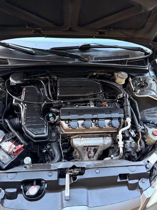 2005 Honda Civic 7th Gen - Image 11 of 18