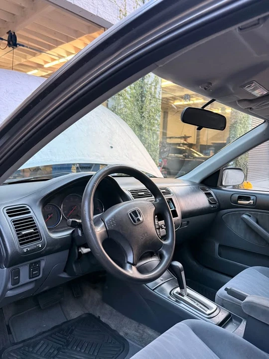 2005 Honda Civic 7th Gen - Image 13 of 18