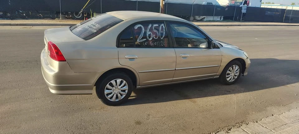 2005 Honda Civic 7th Gen - Image 4 of 7