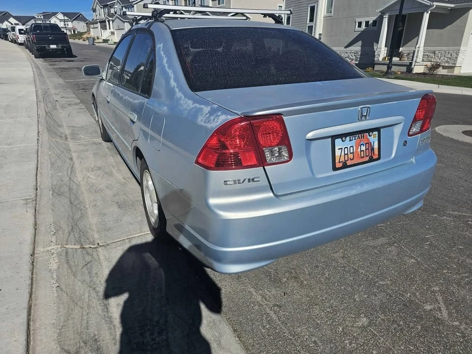 2005 Honda Civic 7th Gen - Image 2 of 4