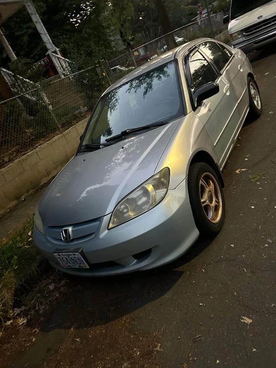 2005 Honda Civic 7th Gen - Image 3 of 3