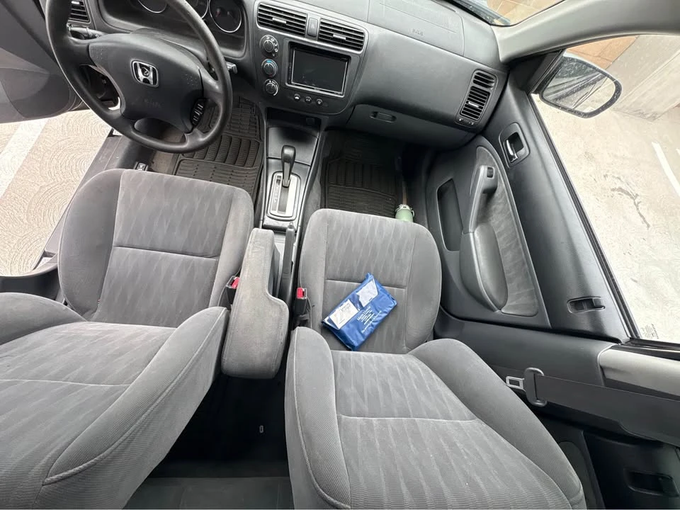 2005 Honda Civic 7th Gen - Image 9 of 13