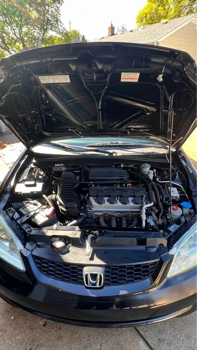 2005 Honda Civic 7th Gen - Image 2 of 11