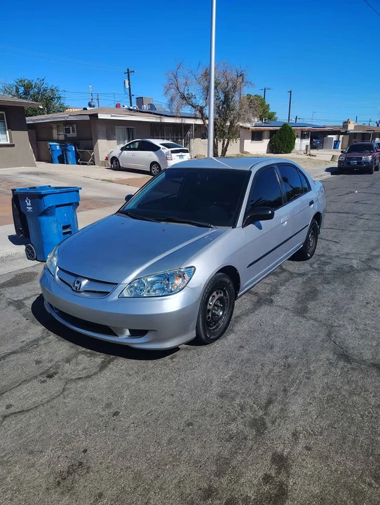 2005 Honda Civic 7th Gen - Image 3 of 8
