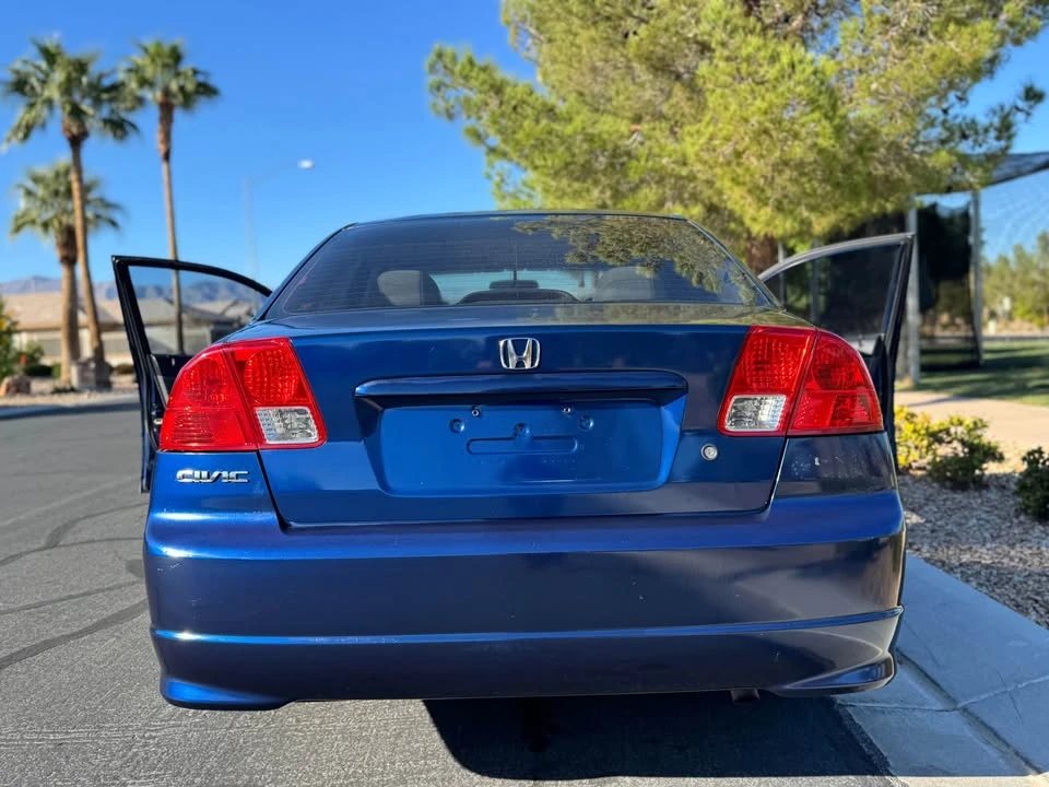 2005 Honda Civic 7th Gen - Image 3 of 12