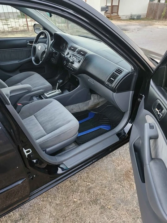 2005 Honda Civic 7th Gen - Image 5 of 7