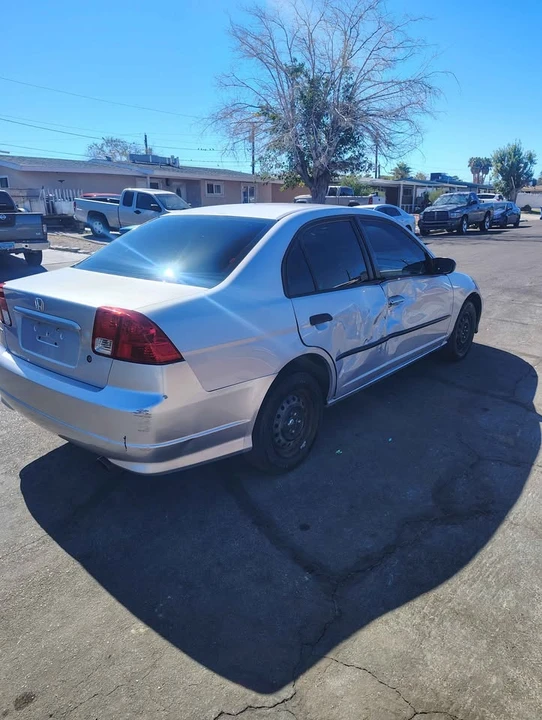 2005 Honda Civic 7th Gen - Image 5 of 8