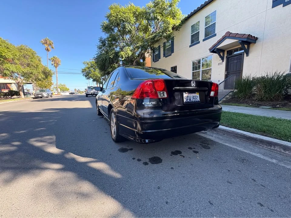 2005 Honda Civic 7th Gen - Image 4 of 13