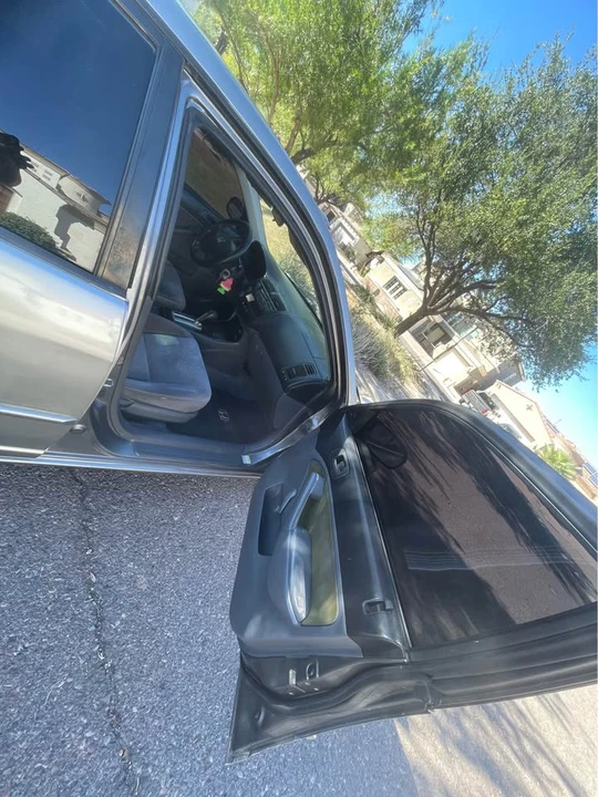 2005 Honda Civic 7th Gen - Image 8 of 10