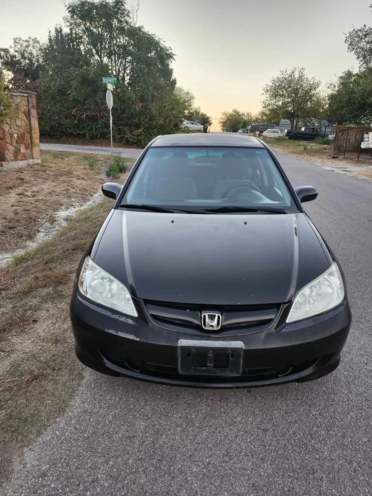 2005 Honda Civic 7th Gen - Image 3 of 7